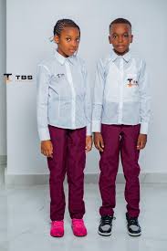 Tenue de cérémonie