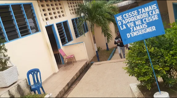 COLLEGE PROSPER MERIMEE — visuel 1